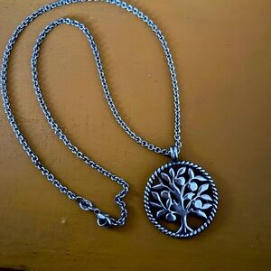 Elegant Silver Tree Pendant Necklace